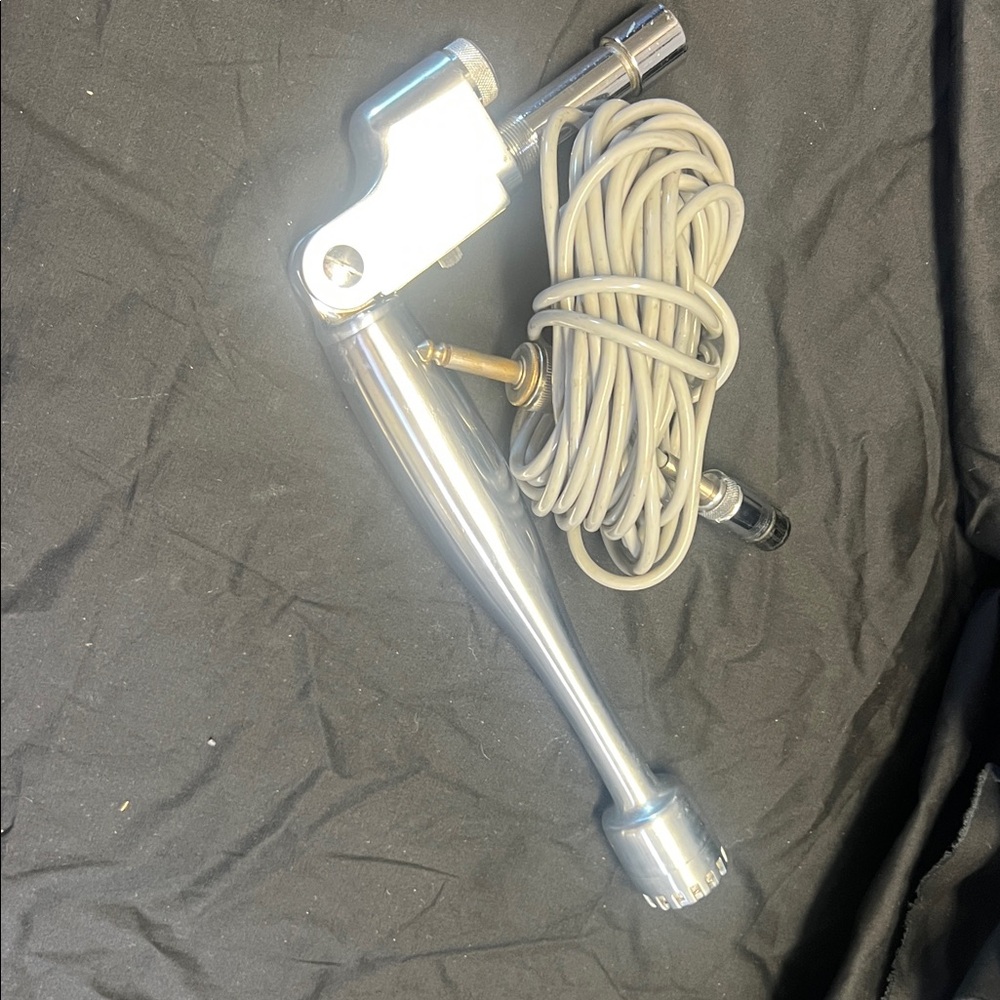 Calrad DM-12 Dynamic Microphone - Picture 5 of 5